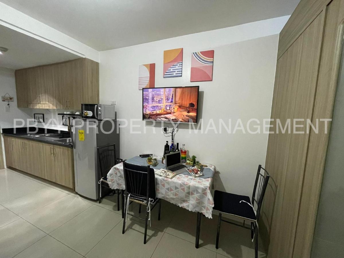 At Shore Residences, Mall Of Asia Complex By Pbyy Aparthotel
